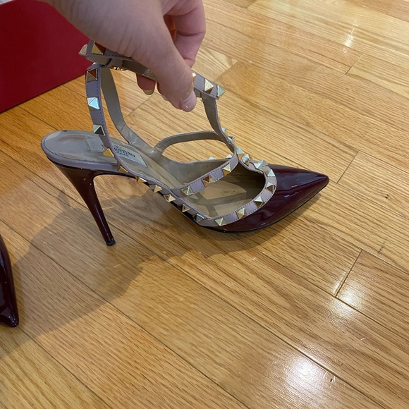 Valentino Garavani rock stud leather patent ankle come with box and dust bag - Picture 2 of 6